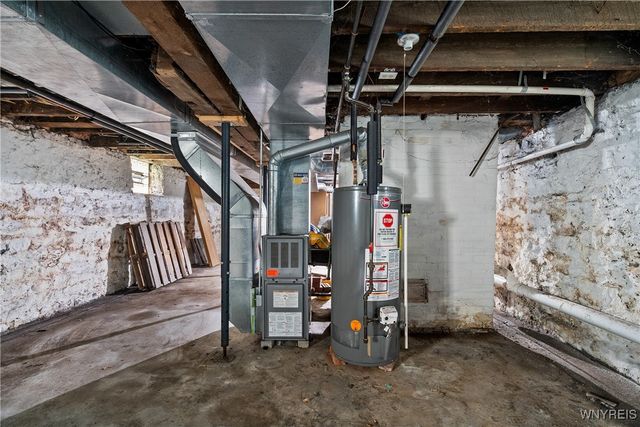 71 Hoyt Street, Buffalo, NY 14213