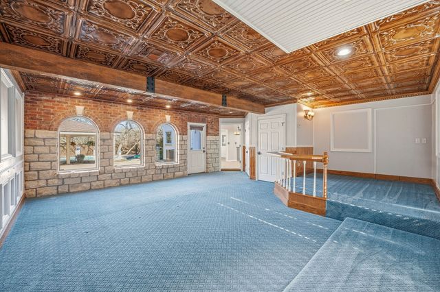 107 Sandra Palmer Street, Stephenville, TX 76401