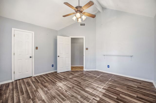 107 Sandra Palmer Street, Stephenville, TX 76401