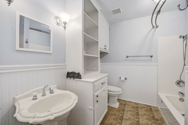 107 Sandra Palmer Street, Stephenville, TX 76401