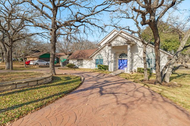 107 Sandra Palmer Street, Stephenville, TX 76401