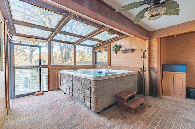 107 Sandra Palmer Street, Stephenville, TX 76401