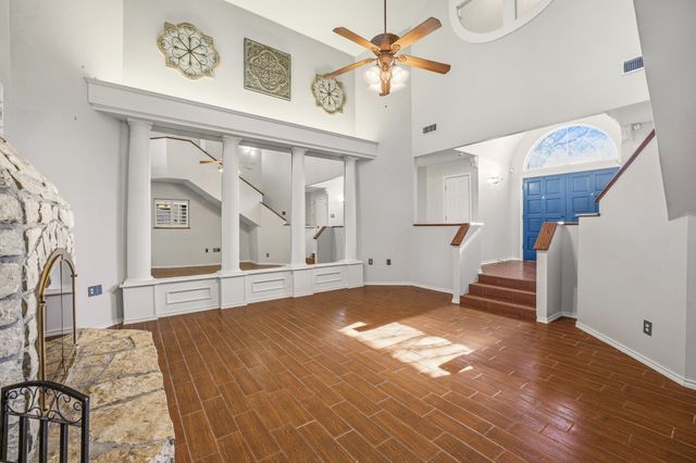 107 Sandra Palmer Street, Stephenville, TX 76401