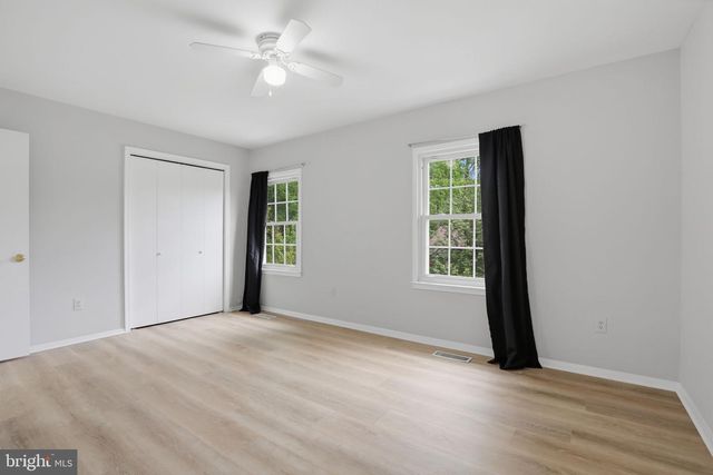 7739 TIVERTON DR, Springfield, VA 22152
