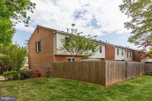7739 TIVERTON DR, Springfield, VA 22152