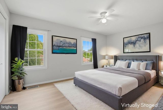 7739 TIVERTON DR, Springfield, VA 22152