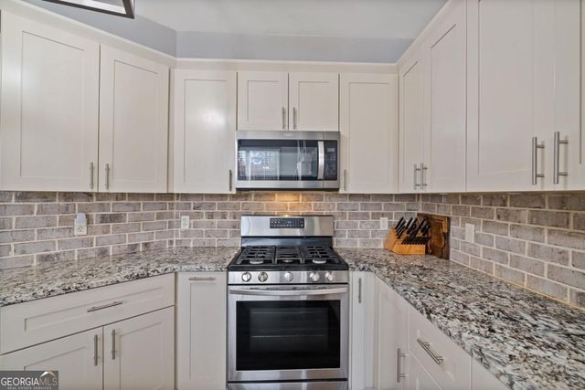 232 Springs Crossing, Canton, GA 30114