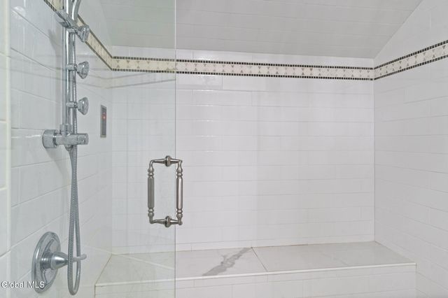 38 May Apple Way, Malta, NY 12020