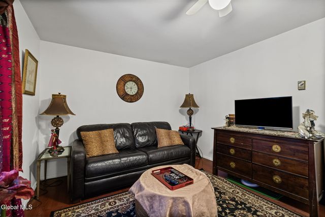 38 May Apple Way, Malta, NY 12020