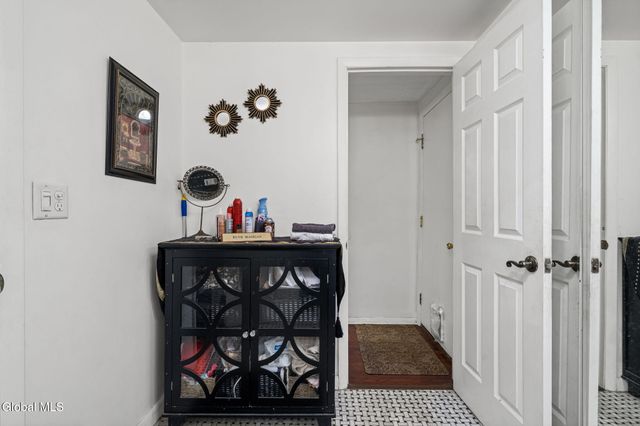 38 May Apple Way, Malta, NY 12020