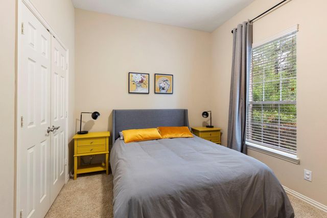19 Driftdale Place, Spring, TX 77389