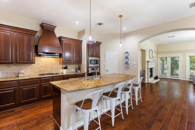 19 Driftdale Place, Spring, TX 77389