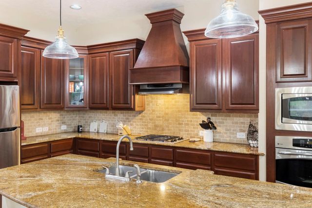19 Driftdale Place, Spring, TX 77389