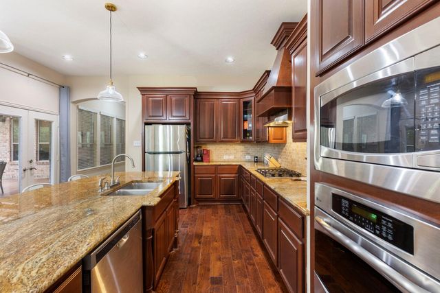 19 Driftdale Place, Spring, TX 77389