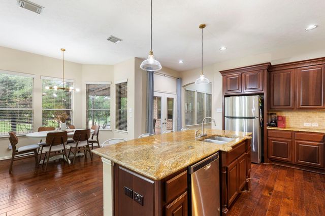 19 Driftdale Place, Spring, TX 77389