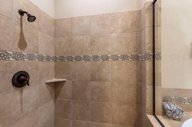 19 Driftdale Place, Spring, TX 77389