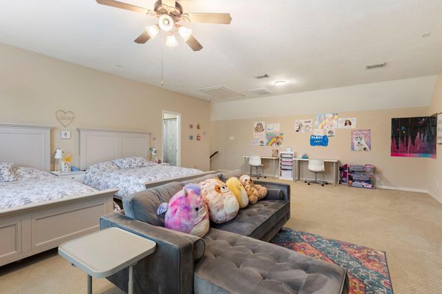 19 Driftdale Place, Spring, TX 77389