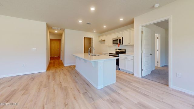 3884 Bricknell Avenue, Chipley, FL 32428