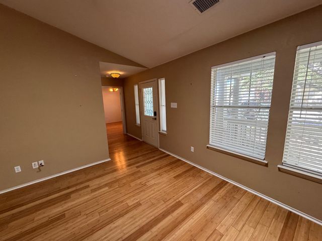 5733 Hartson, Kyle, TX 78640