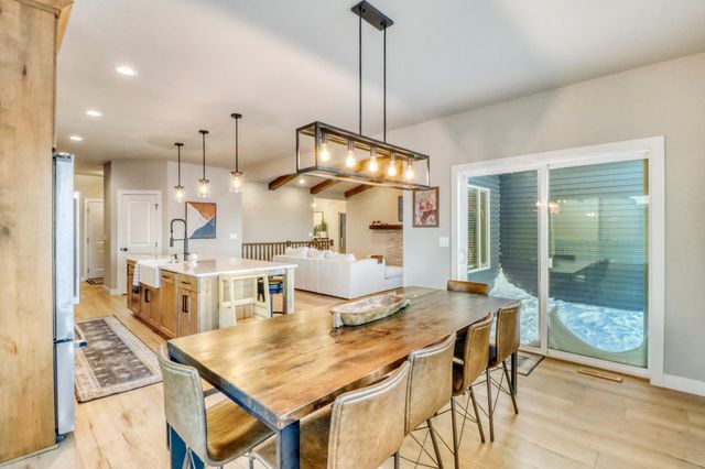 6969 Golden Valley Parkway S, Fargo, ND 58104