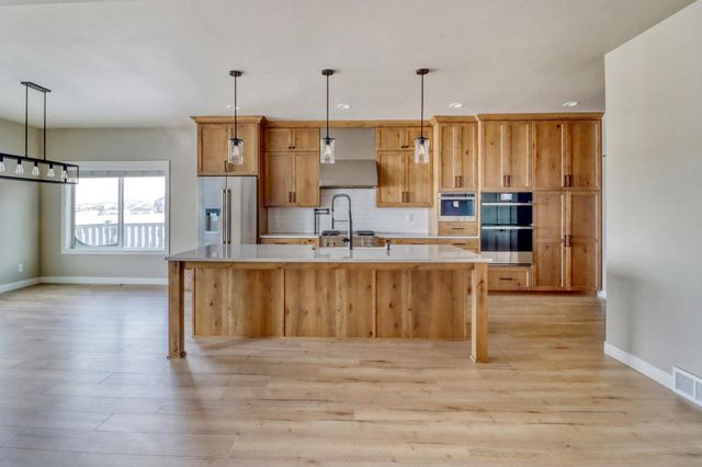 6969 Golden Valley Parkway S, Fargo, ND 58104