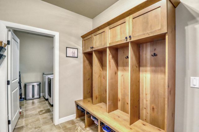 6969 Golden Valley Parkway S, Fargo, ND 58104