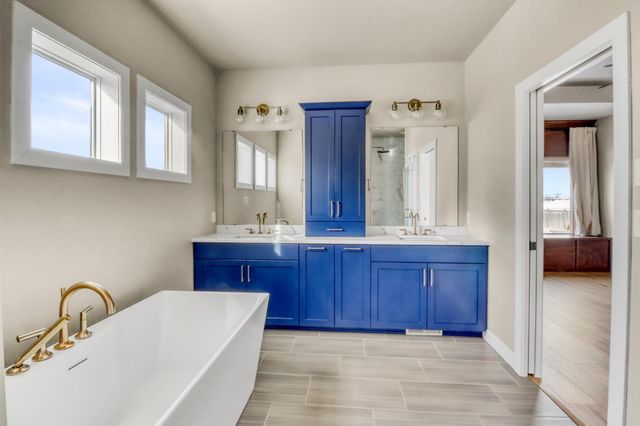 6969 Golden Valley Parkway S, Fargo, ND 58104