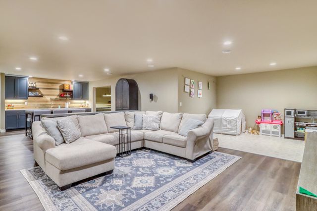 6969 Golden Valley Parkway S, Fargo, ND 58104