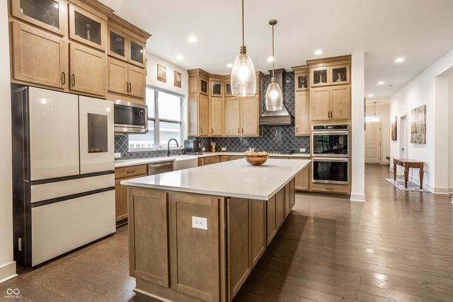 11363 Briargate Drive, Fishers, IN 46040