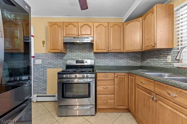 148 Locust Dr, Union Twp., NJ 07083