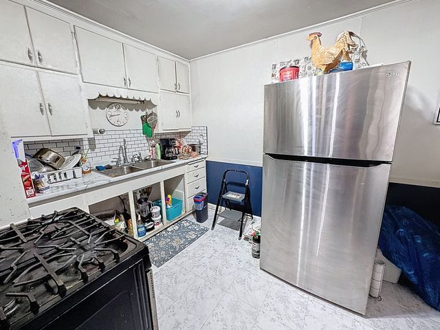 1404 Kirkwood Boulevard, Davenport, IA 52803