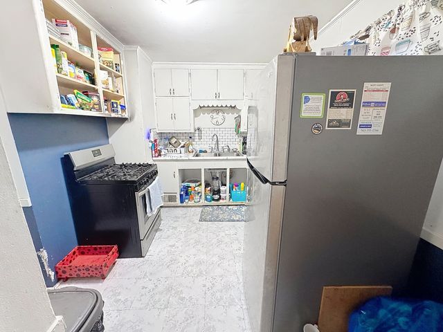 1404 Kirkwood Boulevard, Davenport, IA 52803