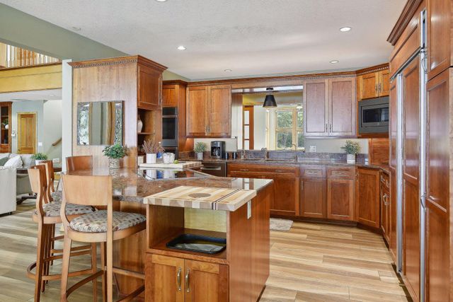 16057 673rd Avenue, Hutchinson, MN 55350