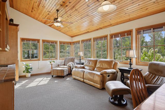 16057 673rd Avenue, Hutchinson, MN 55350