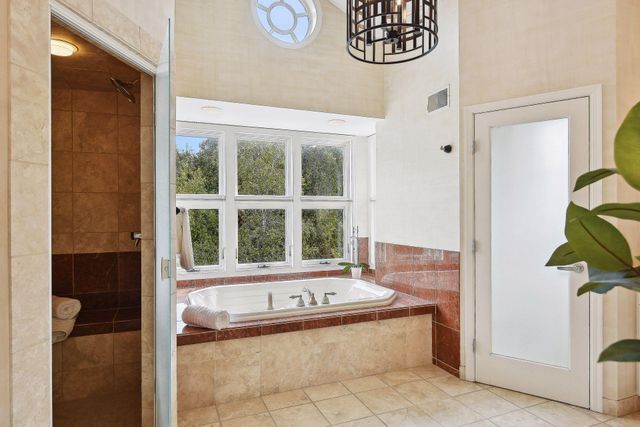 16057 673rd Avenue, Hutchinson, MN 55350