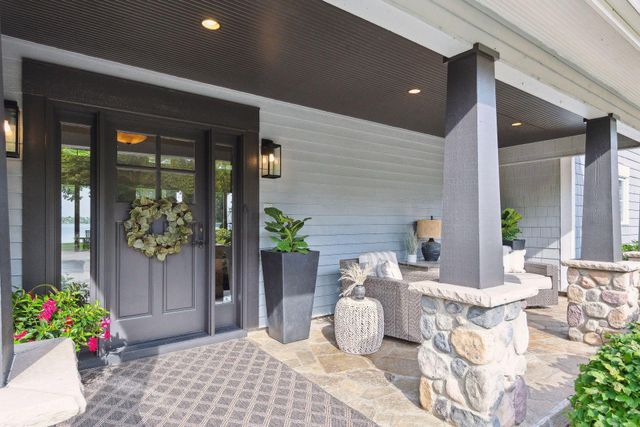 16057 673rd Avenue, Hutchinson, MN 55350