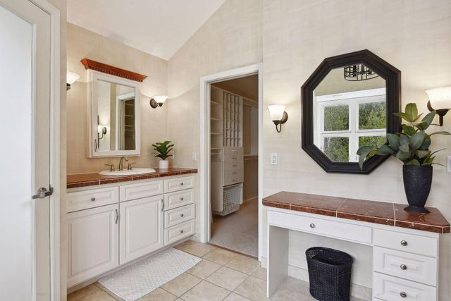 16057 673rd Avenue, Hutchinson, MN 55350