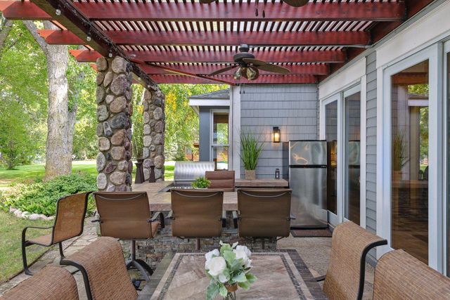 16057 673rd Avenue, Hutchinson, MN 55350