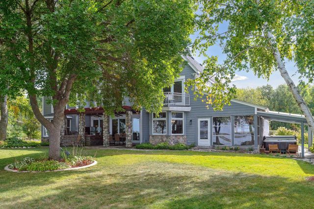 16057 673rd Avenue, Hutchinson, MN 55350