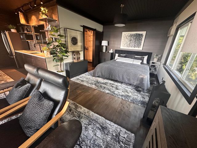 16057 673rd Avenue, Hutchinson, MN 55350