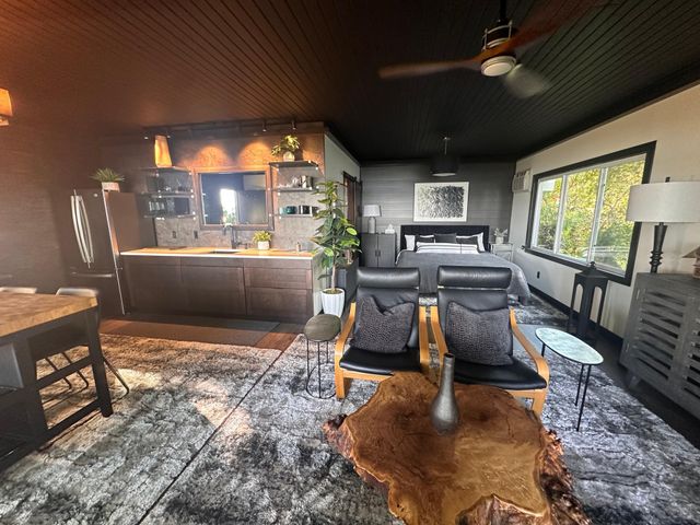 16057 673rd Avenue, Hutchinson, MN 55350