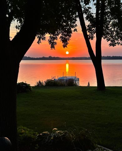 16057 673rd Avenue, Hutchinson, MN 55350