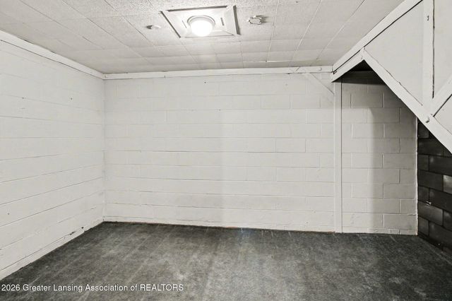 370 S Cedar Street, Williamston, MI 48895