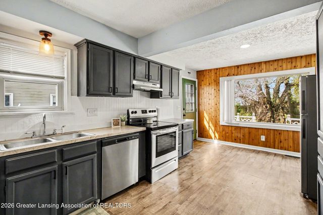 370 S Cedar Street, Williamston, MI 48895