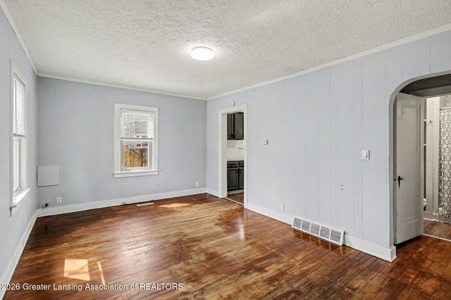 370 S Cedar Street, Williamston, MI 48895