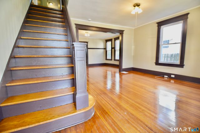48 Riverview Place, Stratford, CT 06615