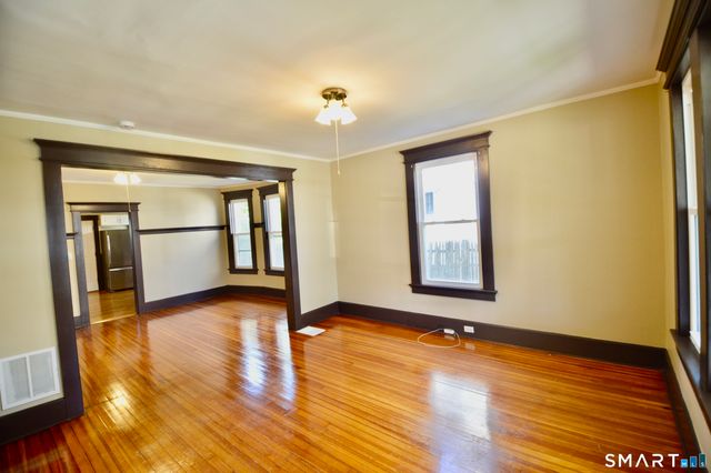 48 Riverview Place, Stratford, CT 06615