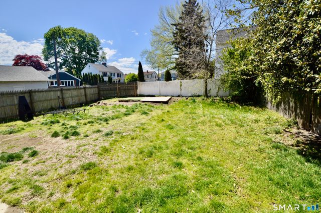 48 Riverview Place, Stratford, CT 06615