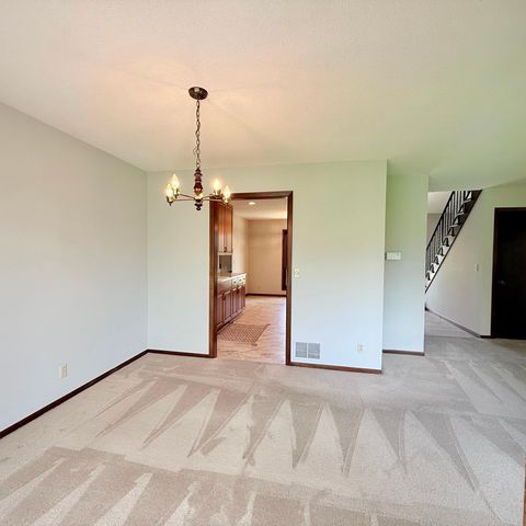 8989 Jasmine Lane S, Cottage Grove, MN 55016