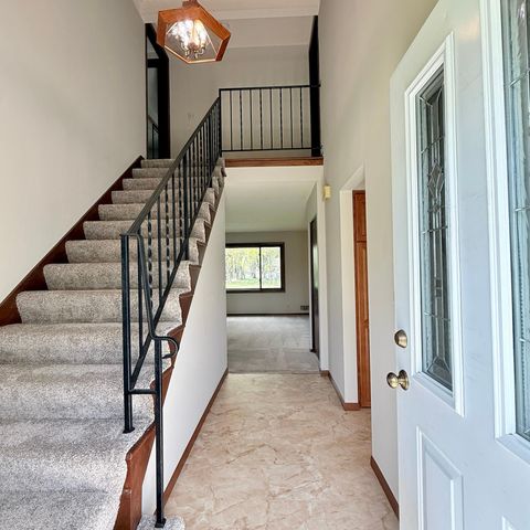 8989 Jasmine Lane S, Cottage Grove, MN 55016